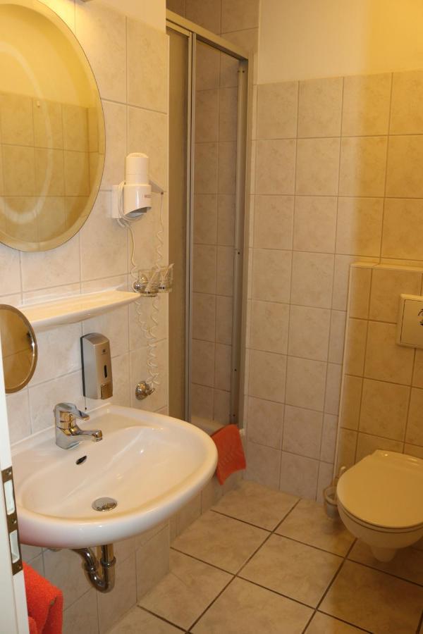 Stadthotel Brandenburger Hof Neuruppin Buitenkant foto