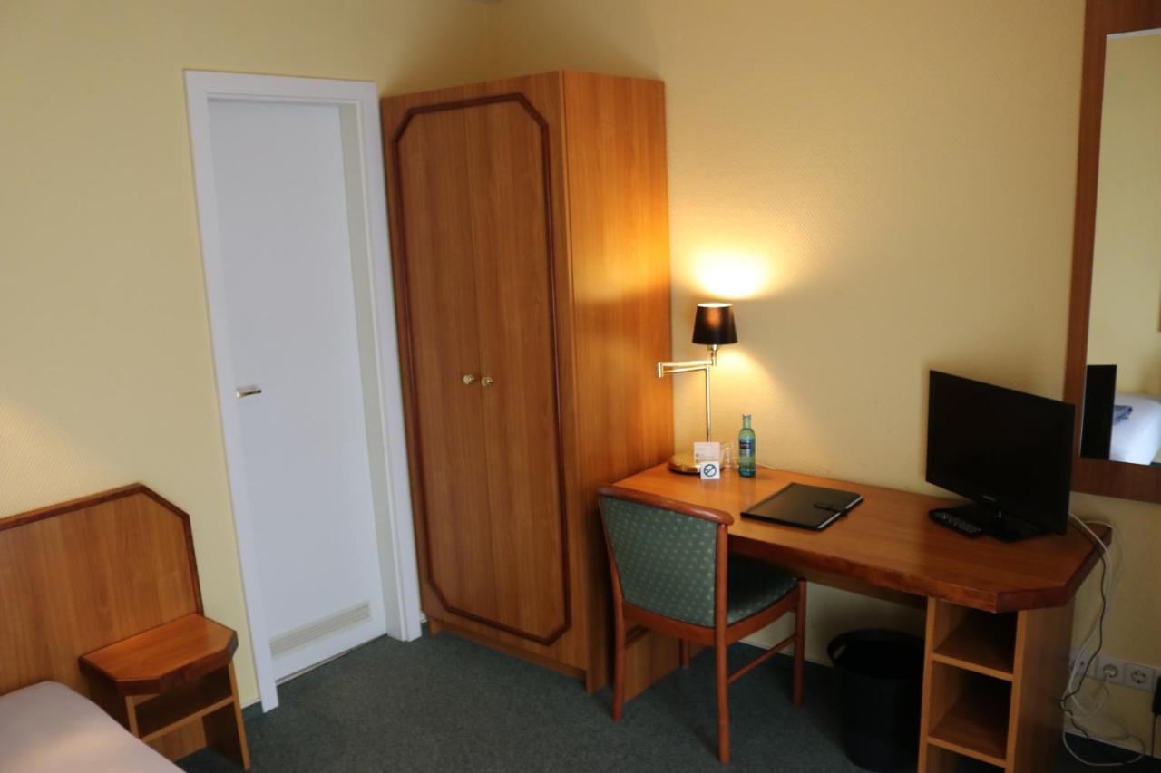 Stadthotel Brandenburger Hof Neuruppin Buitenkant foto